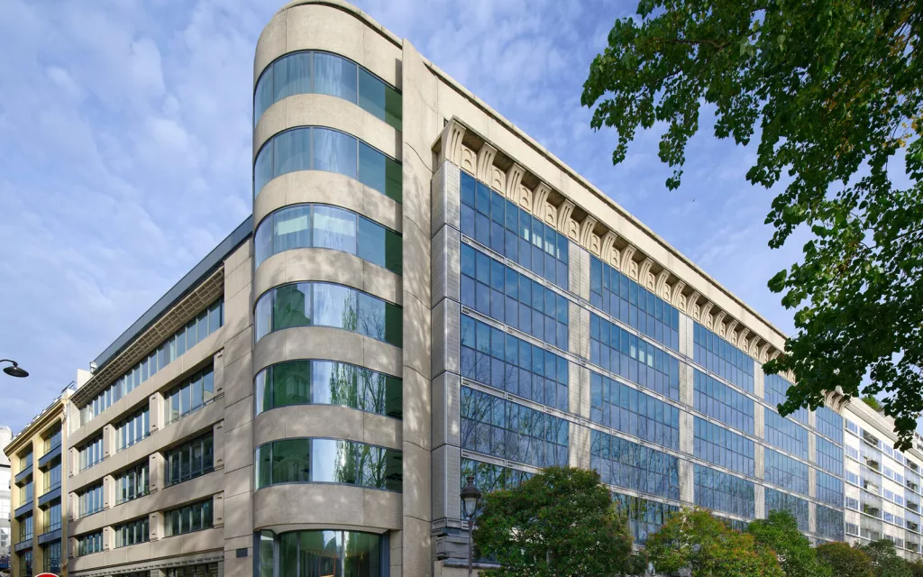 Rénovation tout corps 0d’état de l’immeuble 27 Canal (Paris 19)  par la société BALAS